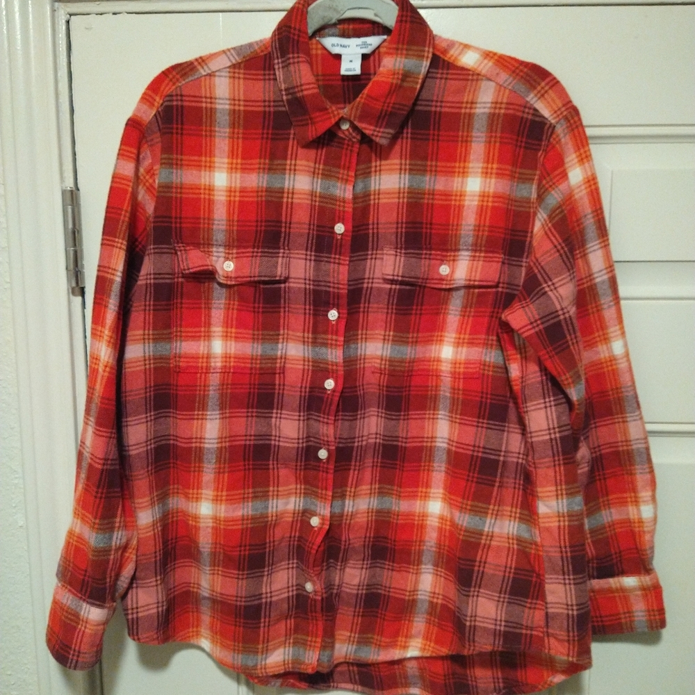 Old Navy The Boyfriend Shirt Plaid Long Sleeve Shirt Women's sz Medium - Picture 3 of 6